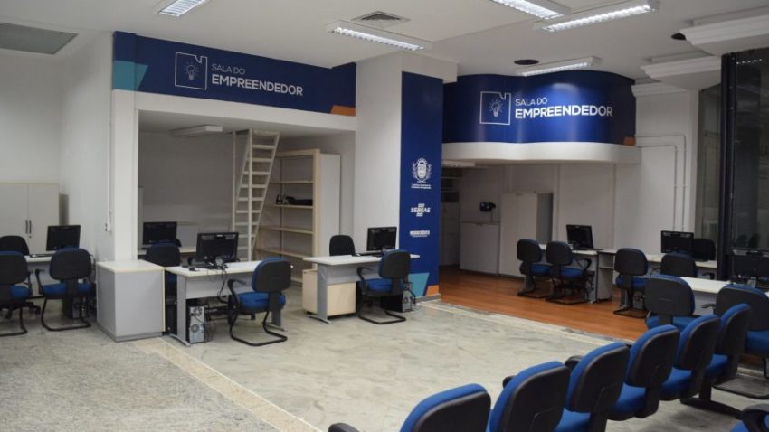 Cachoeiro: microempreendedores individuais recebem auxílio da Sala do Empreendedor