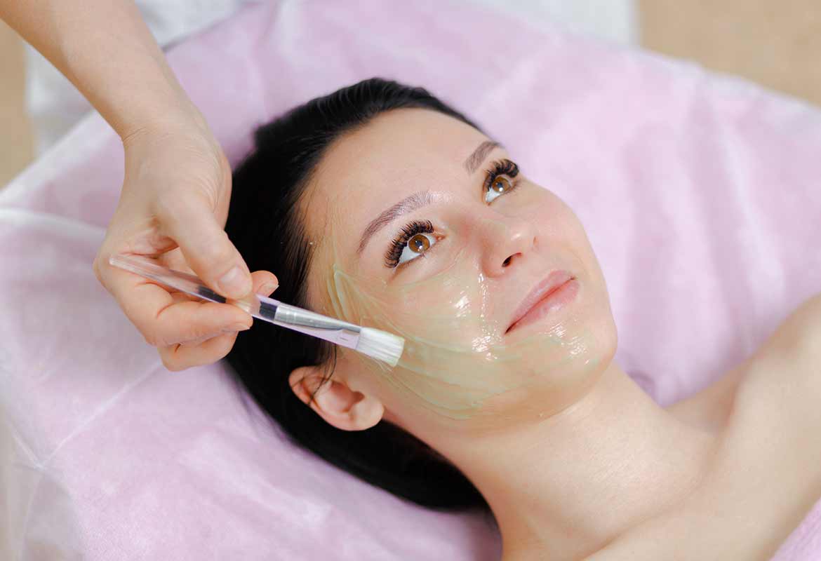 Senac-ES de Vila Velha abre 20 vagas gratuitas para o curso Técnico em Estética