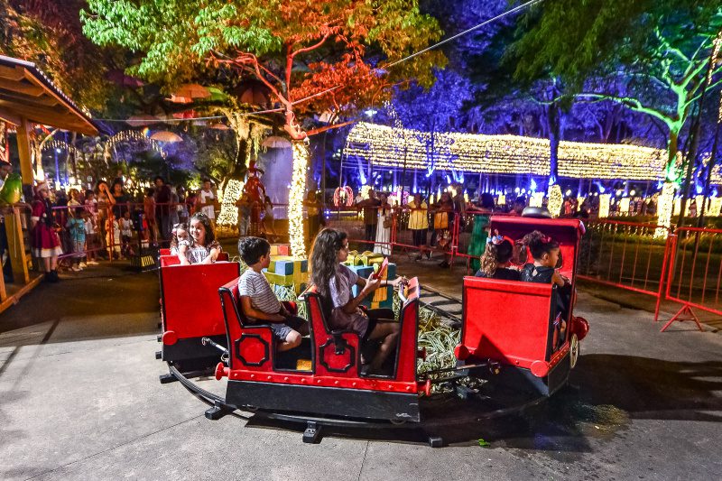 Em Vitória luzes e magia do Natal convidam ao encanto munícipes e turistas de Vitória