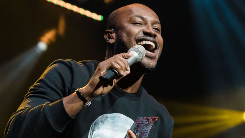 Agenda Quente: De Vintage a Thiaguinho, Guarapari Oferece Diversidade de Shows no Verão