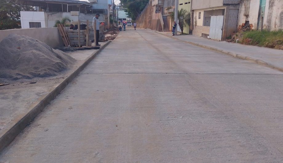 Linha Vermelha é liberada após obras de contenção em Cachoeiro de Itapemirim