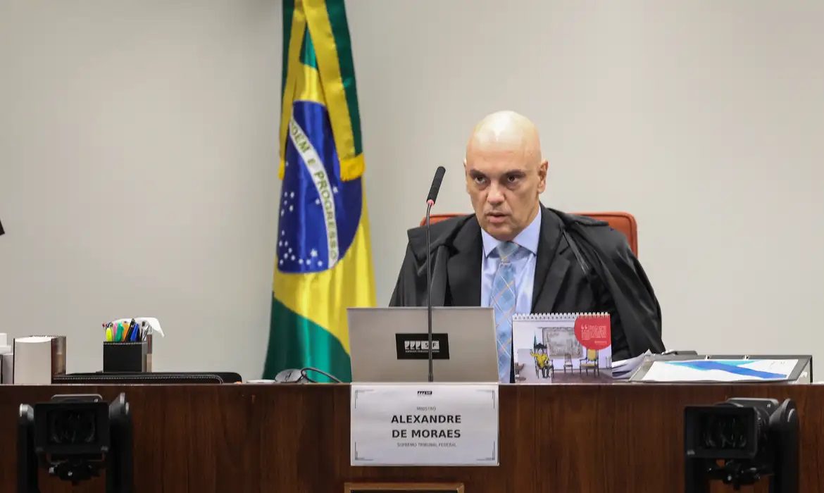 Alexandre de Moraes suspende decretos do IOF e convoca reunião para reconciliação