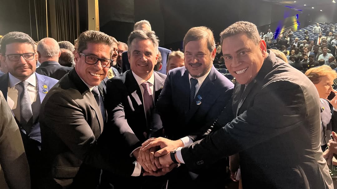 Deputado Marcelo Santos participa da convenção nacional do União Progressista