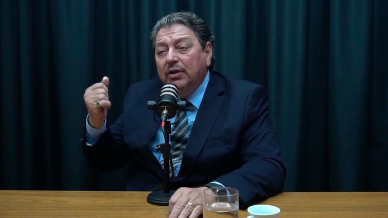 O advogado que defende trabalhadores há 40 anos e conquistou respeito no Espírito Santo