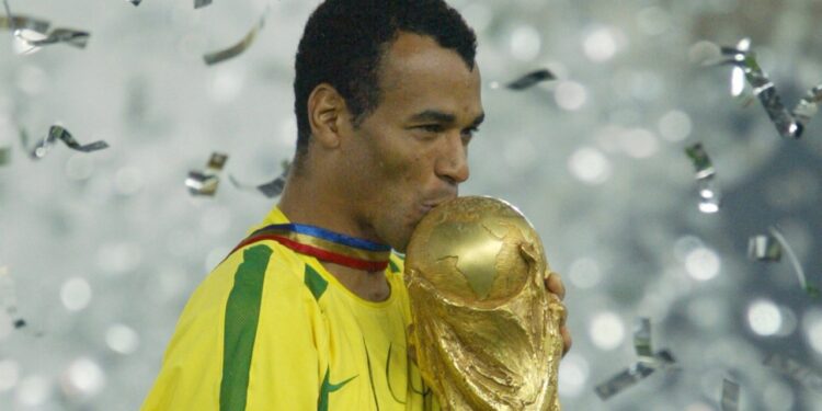 Cafu em Vitória: Uma Noite Histórica com o Capitão do Penta – Com Desconto Exclusivo para Leitores do CNB!