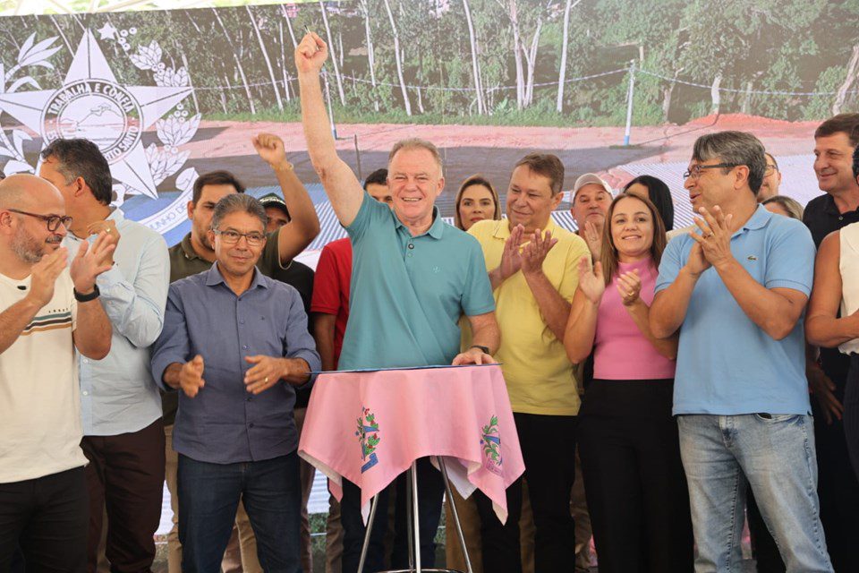 Estado leva obras, equipamentos e autorizações de investimentos a Ibitirama