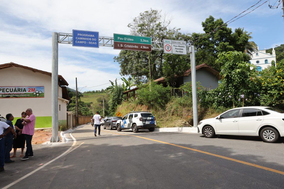 Governo do Estado entrega pavimentação rural e anuncia novos investimentos em Guarapari
