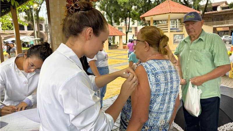 Dia D de vacinação contra a gripe acontece neste sábado (11)