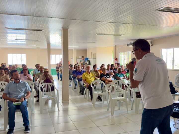 Capacitação fortalece comercialização de cafeicultores em Presidente Kennedy
