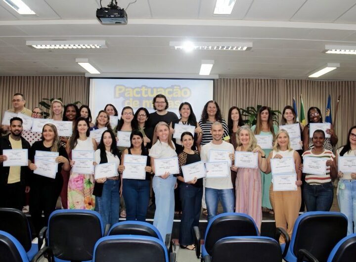 Pactuação de Metas 2026 reforça planejamento estratégico da educação em Cachoeiro