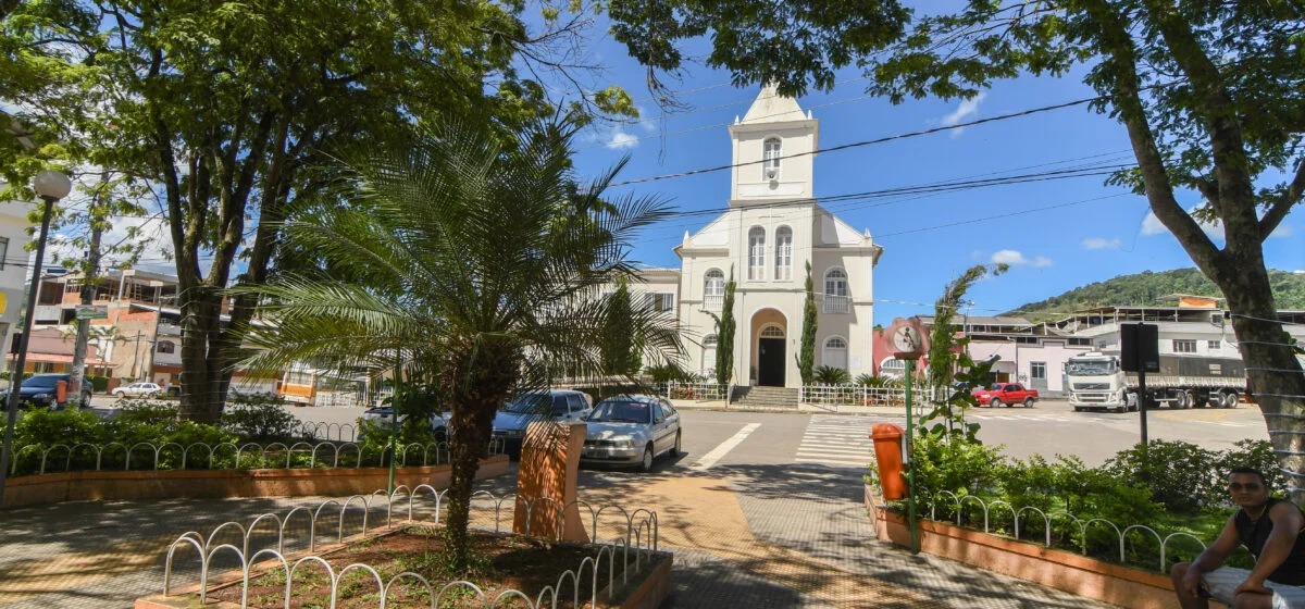Conceição do Castelo recebe R$ 117 milhões em investimentos, destaca Casa Civil