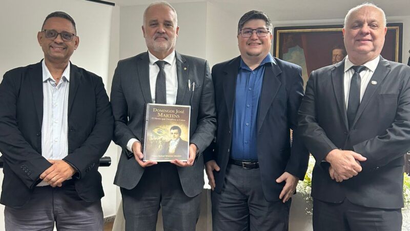 Posse de Cícero Modolo no Instituto Histórico destaca legado e valorização da cultura capixaba