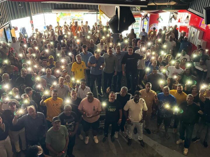 Pré-campanha de Anderson Goggi ganha impulso com encontro em Vitória