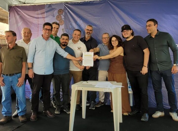 Prefeitura de Cachoeiro assina ordem de serviço para construção do Centro Dia do Idoso