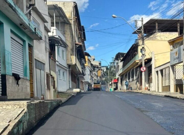 Prefeitura inicia asfaltamento de ruas no bairro Nossa Senhora da Penha
