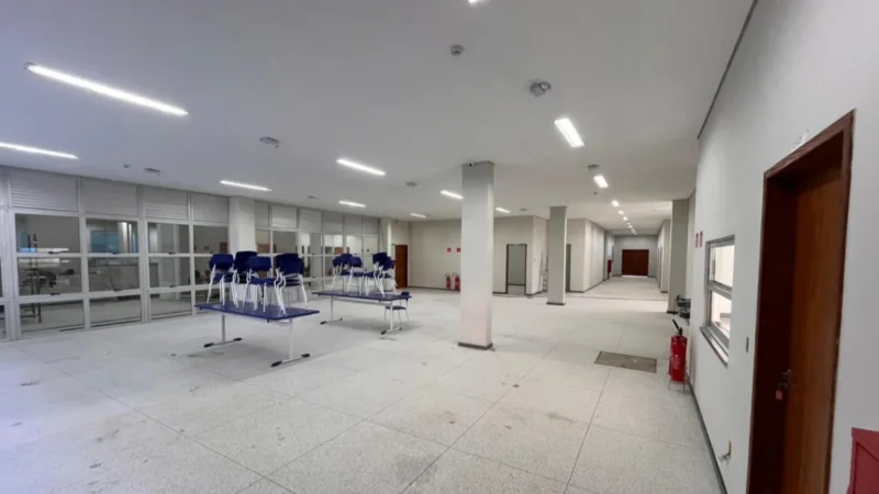 Prefeitura entrega Escola Nagib Meleipe e amplia investimentos na educação
