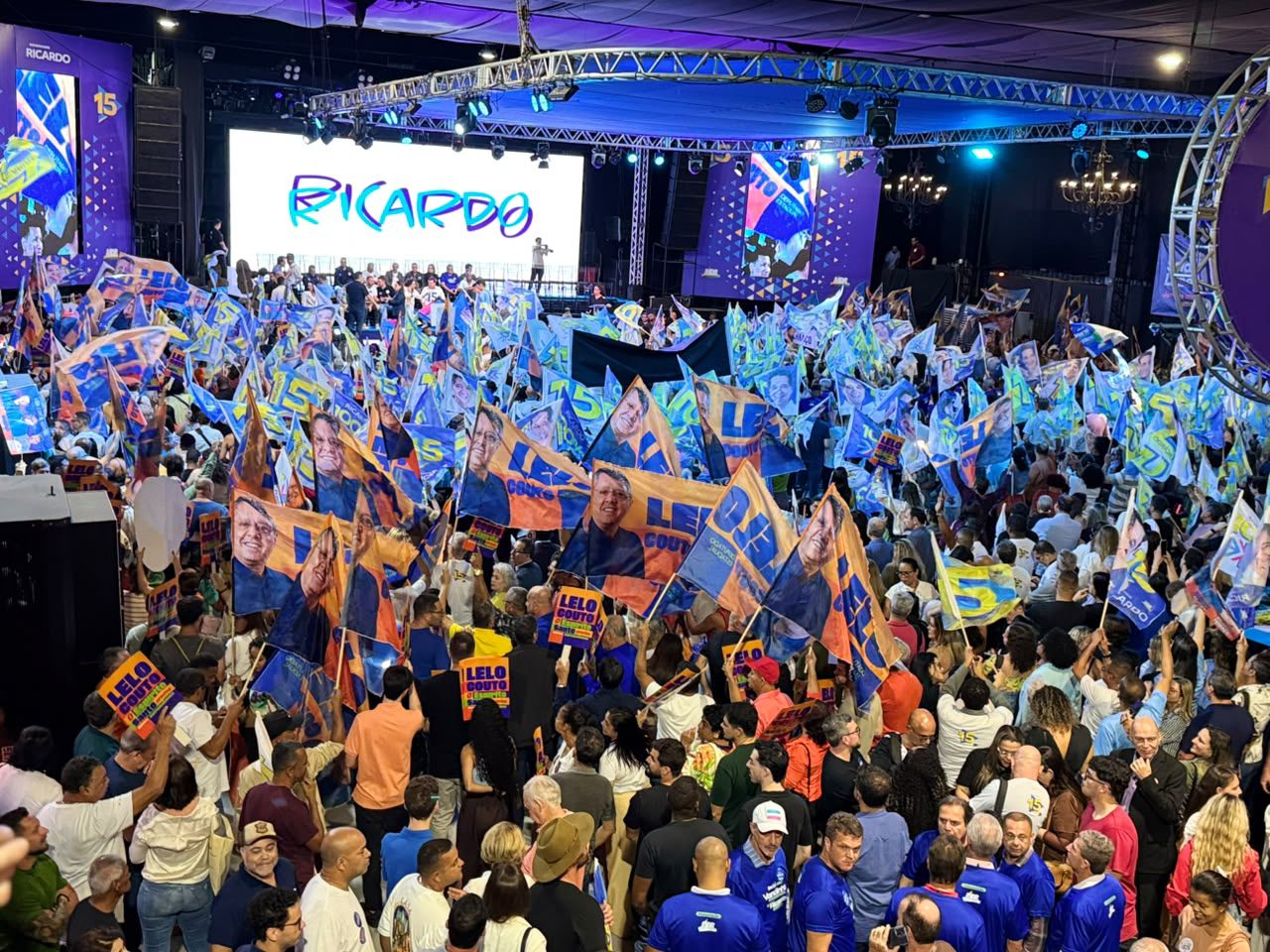 Entre aplausos e apoio popular, Ricardo confirma candidatura à reeleição com foco no futuro