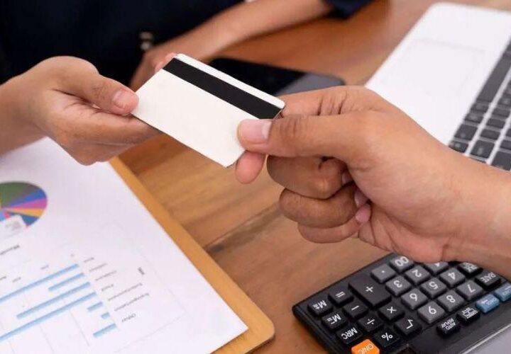 Procon e MPES promovem evento para orientar consumidores sobre o superendividamento