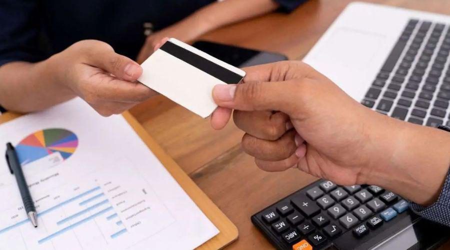 Procon e MPES promovem evento para orientar consumidores sobre o superendividamento