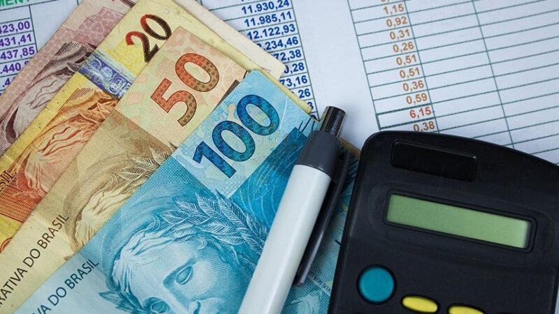 Procon de Cachoeiro alerta consumidores sobre direito de antecipar pagamentos de dívidas