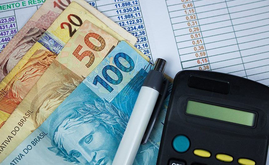 Procon de Cachoeiro alerta consumidores sobre direito de antecipar pagamentos de dívidas