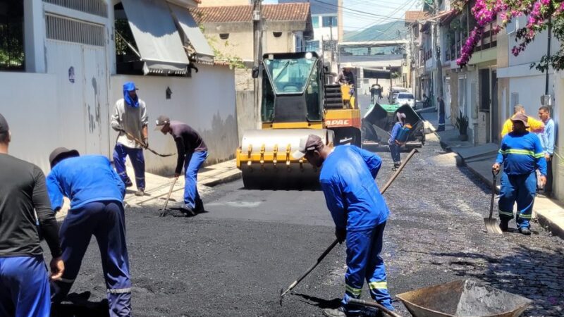 Obras de asfaltamento chegam ao bairro Santa Cecília e prometem melhorar a mobilidade