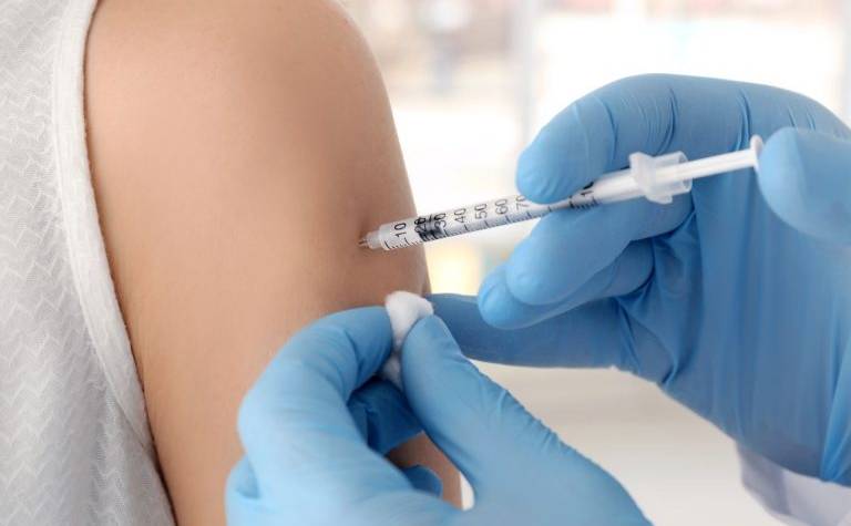 Cachoeiro: Jovens com mais de 18 anos começam a ser vacinados