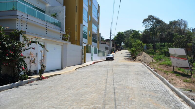 Anchieta: Prefeitura está fazendo obras de drenagem e pavimentação na rua