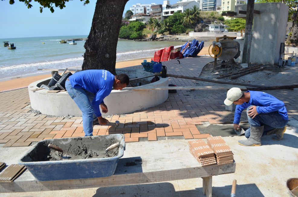 Anchieta: Obras no litoral avançam e orla está sendo totalmente revitalizada