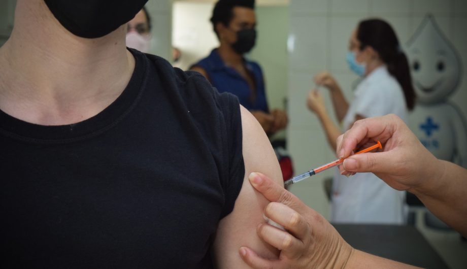 Cachoeiro: Mutirão de vacinação aplicou mais de mil doses contra a Covid-19