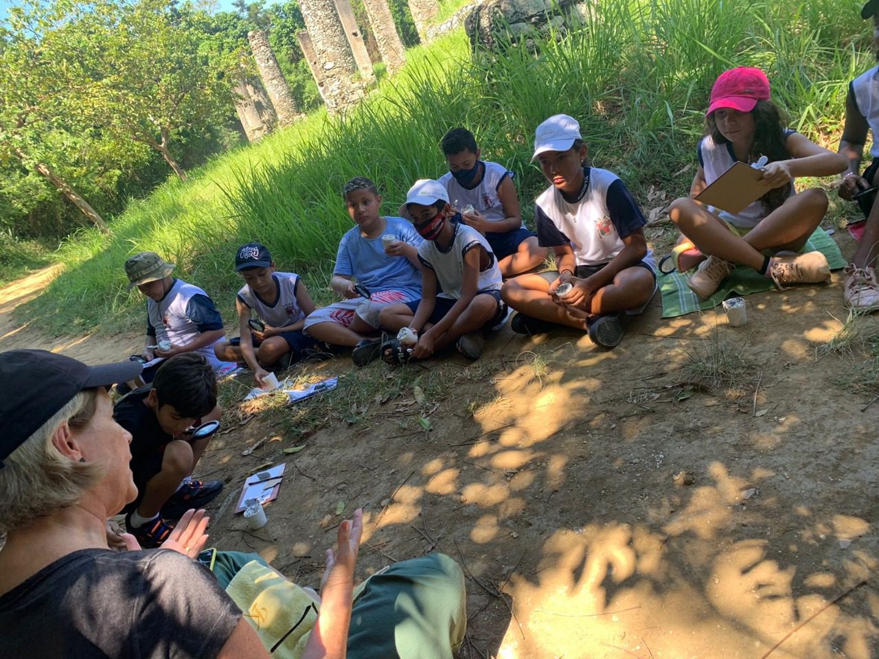Anchieta: alunos aprendem história em importante atrativo turístico de Ubu