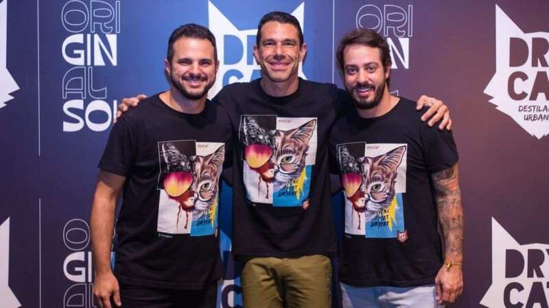 Em Vitória, Marcus Buaiz faz festa com tops do ES, governador e famosos