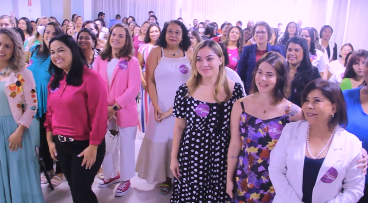 Devanir Ferreira reúne dezenas de mulheres no primeiro Encontro Deva com Elas