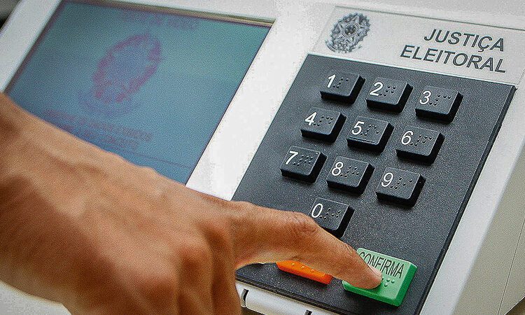 Ales explica como fazer para votar em trânsito