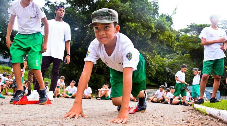 Em Vila Velha ​400 alunos participam do programa Forças no Esporte, parceria com a Marinha