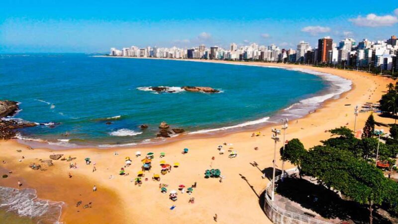 Veja as praias e lagoas de Vila Velha próprias para banho