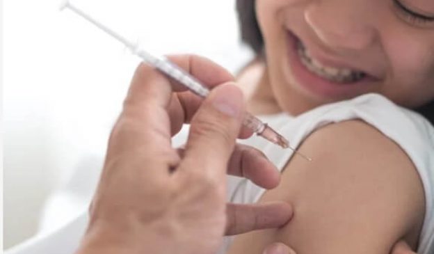 Viana leva vacinação contra HPV nas escolas do município