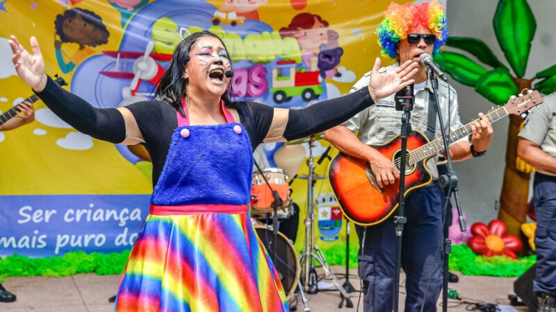 Vitória teve fim de semana de brincadeiras, show com Macakids e vacinação