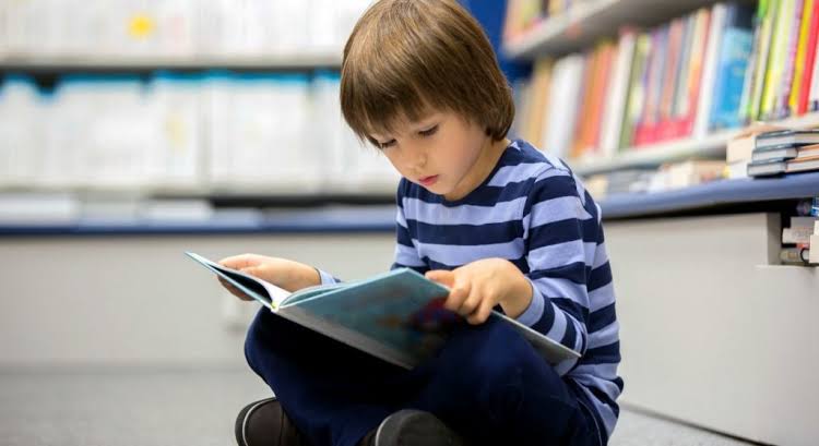 Biblioteca Municipal de Vitória tem programação especial para o Dia das Crianças