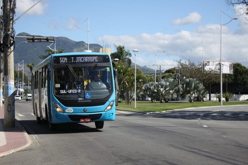 Linhas de ônibus do Transcol serão reforçadas para o Enem 2022