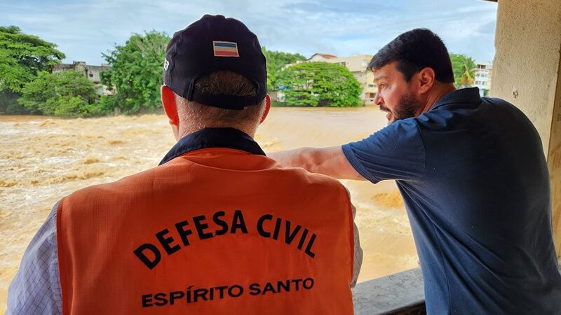 Casagrande visita municípios atingidos pelas fortes chuvas no norte do Estado