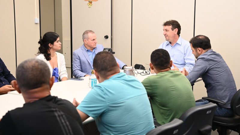 O Conselho Municipal de Transparência Pública de Vitória realiza posse dos membros do órgão