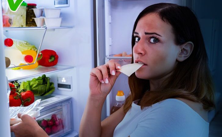 Bem-estar: comer à noite engorda? Nutricionista explica