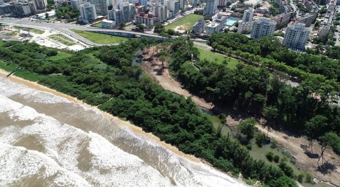 Decreto para criação do Parque Costeiro na parte Norte de Camburi é assinado pela PMV