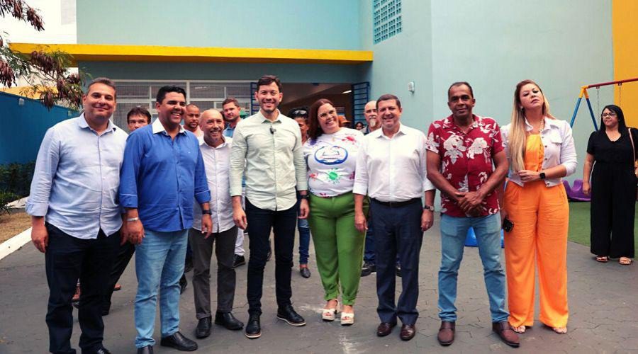 Arnaldinho Borgo realiza a entrega da escola de Educação Infantil a ​Comunidade de Divino ES