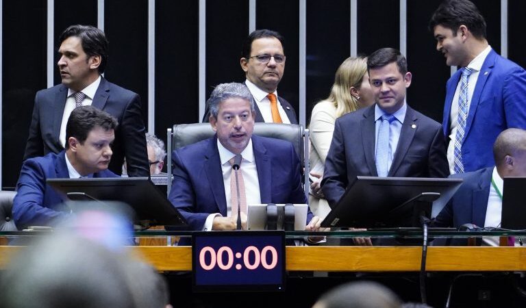 MP do benefício fiscal para remessa de dinheiro para o exterior é aprovada