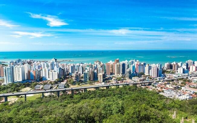 Prefeitura de Vila Velha reurbaniza vias de Praia dos Recifes