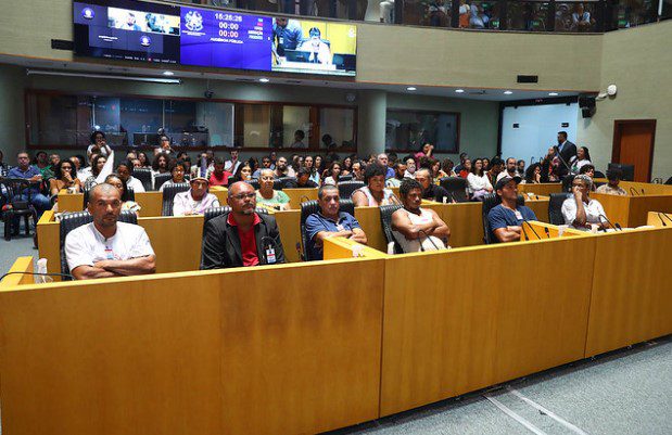 Atingidos por barragens vão à Assembleia pedir lei para reparar de danos