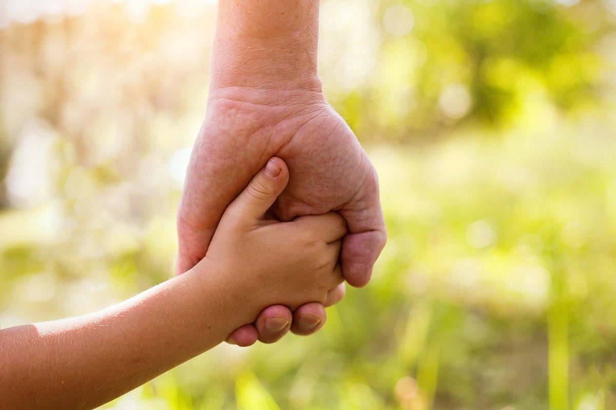 Crianças e adolescentes à espera de adoção contam com programa de convívio social em Cariacica