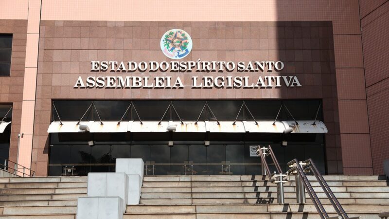 Assembleia vai votar reajuste nos salários do Executivo e mais seis projetos de urgência